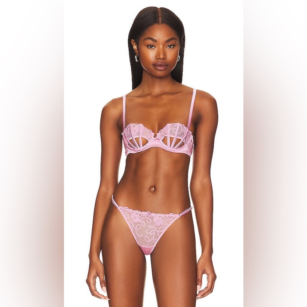 Fleur Du Mal Bella Thong in Bisou
